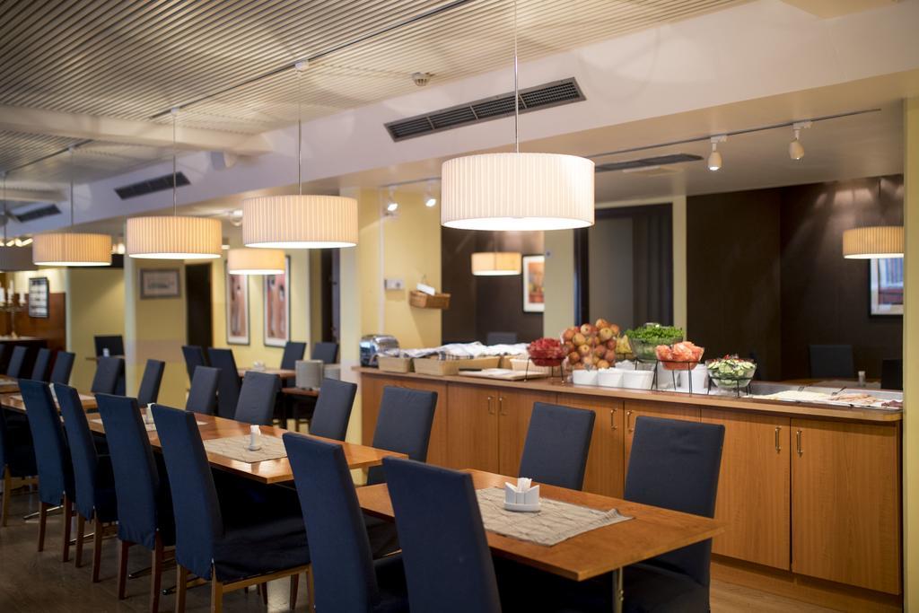 Hotel Savoy Mariehamn Buitenkant foto